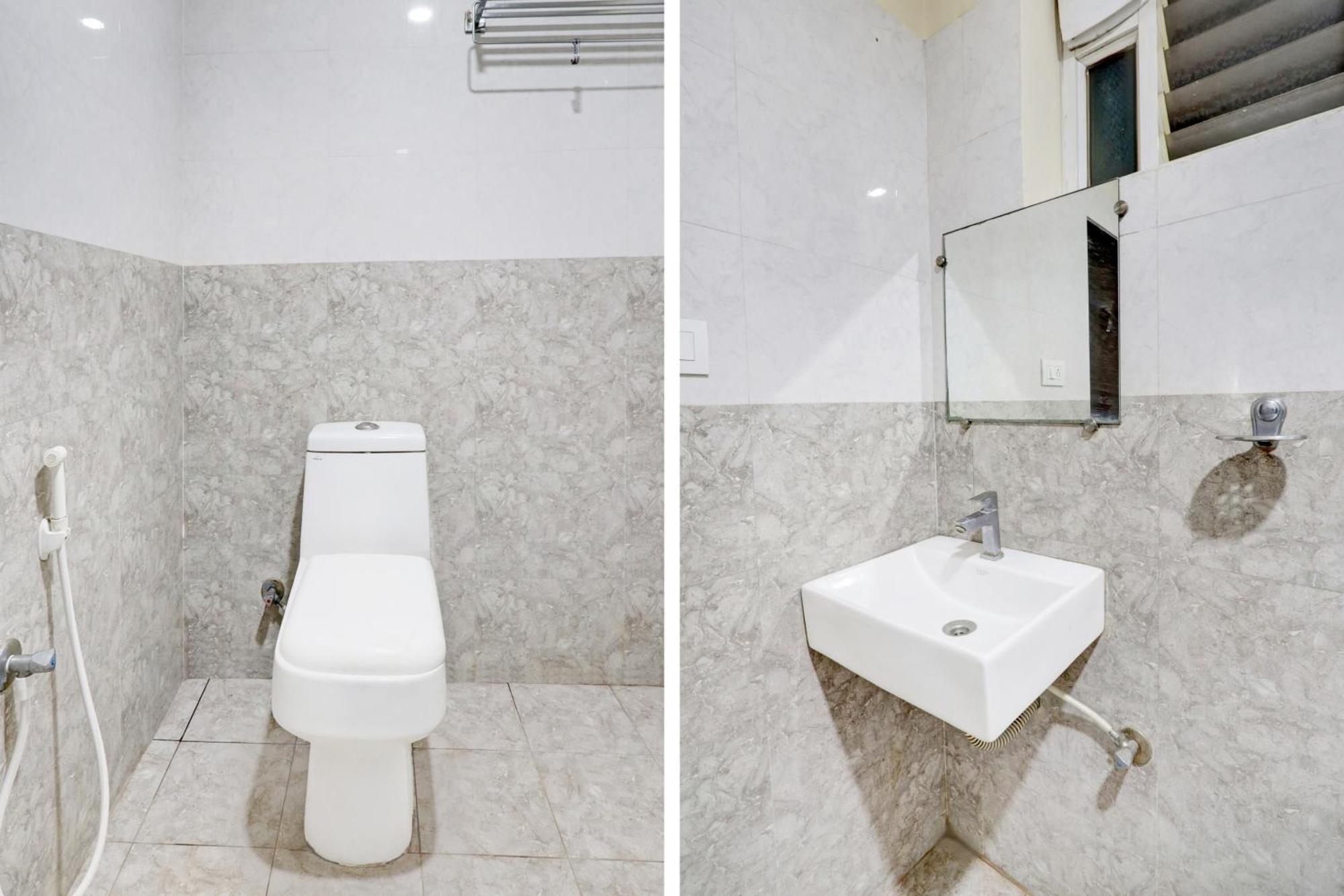 Super Townhouse Daba Garden Road Hotell Visakhapatnam Exteriör bild